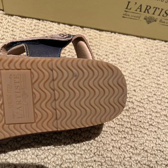 New L'Artiste by Spring Step Leather Wedge Sandals Cuteness Navy  Shoes NIB - Picture 10 of 12